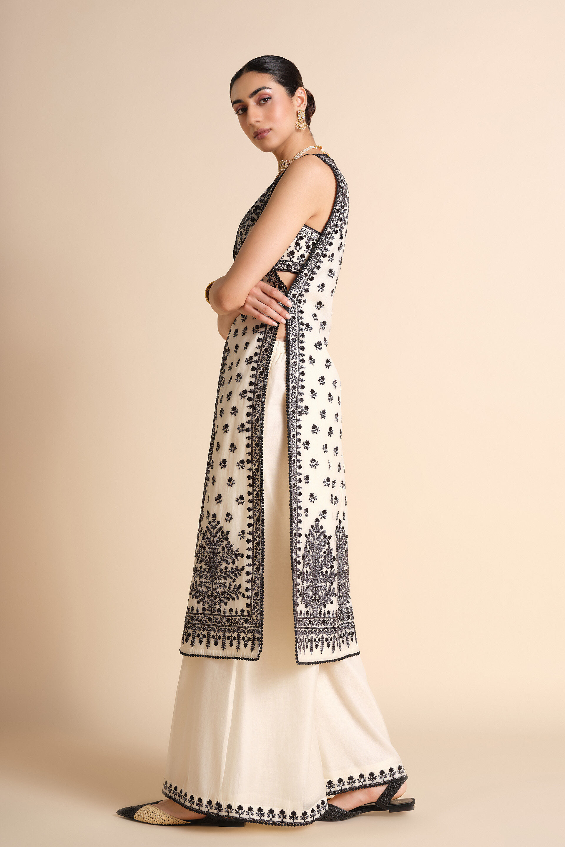 Sawsan Embroidered Mul Tabard Set - White, White, image 8